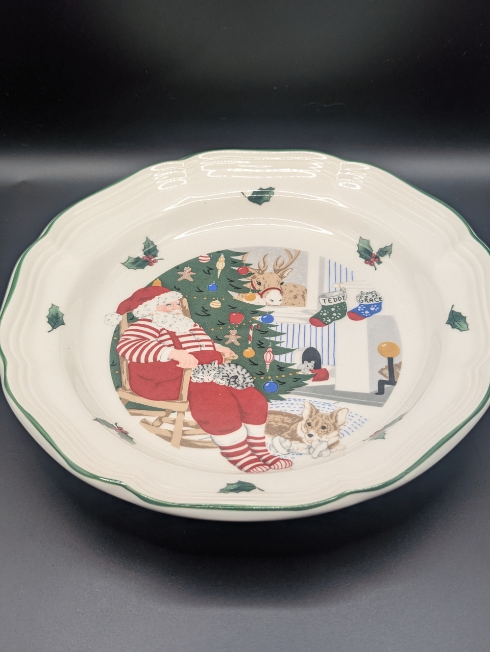 Mikasa Santa with Reindeer "Country Side Christmas" Plate F9010 - Picture 3 of 10
